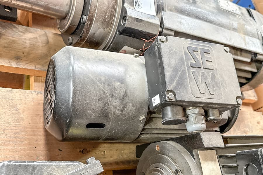 Elektromotor SEW-Eurodrive S37 DT 80K8/2/BMG